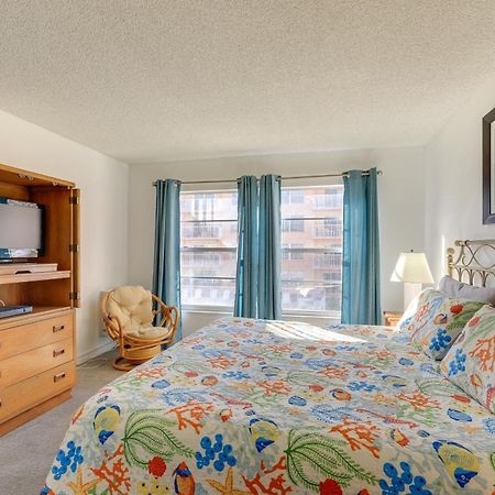 Central Cocoa Beach Condo With View, Steps To Beach! 외부 사진
